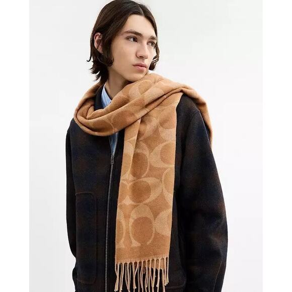 NWT Coach Signature Oversized Scarf Muffler CU807 Camel - Picture 9 of 9